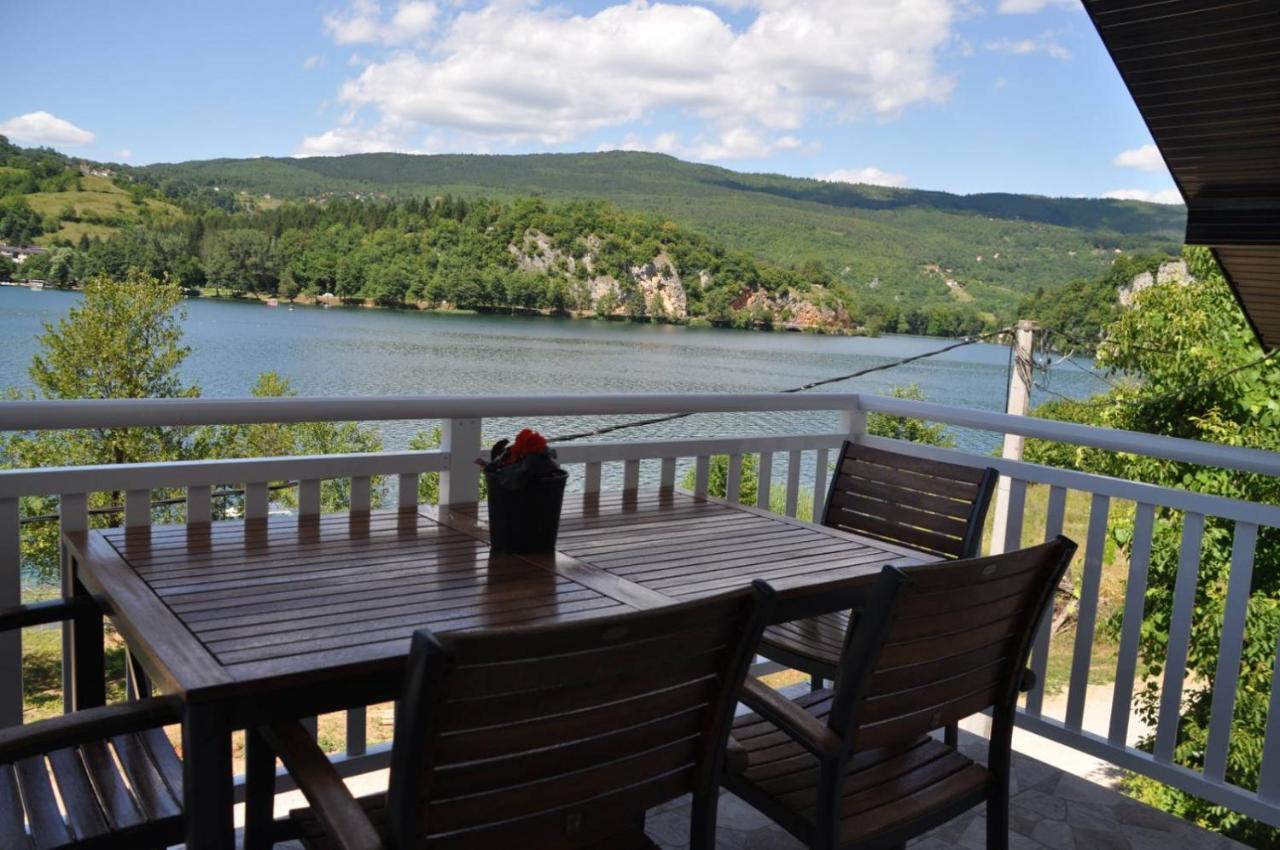 Villa Pliva Lake 3 Jajce Exterior photo
